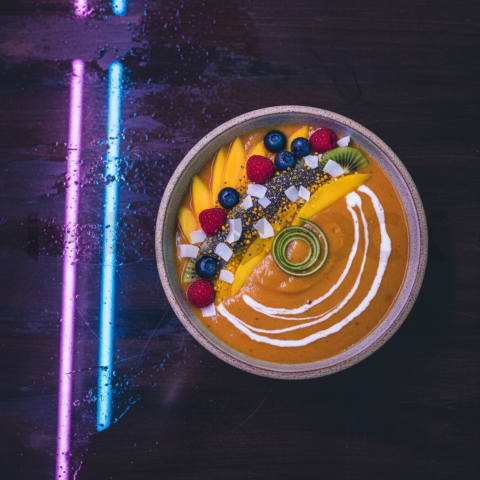 Mango Smoothie Bowl With Fruit FOD D&S 3254